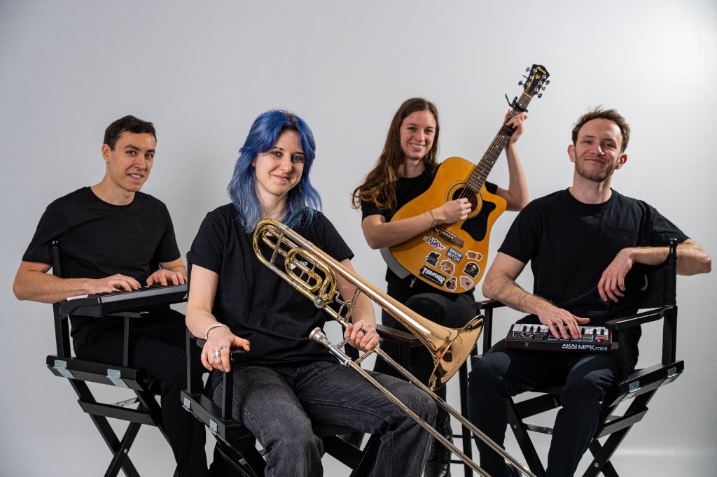 BMap Core Team mit Instrumenten